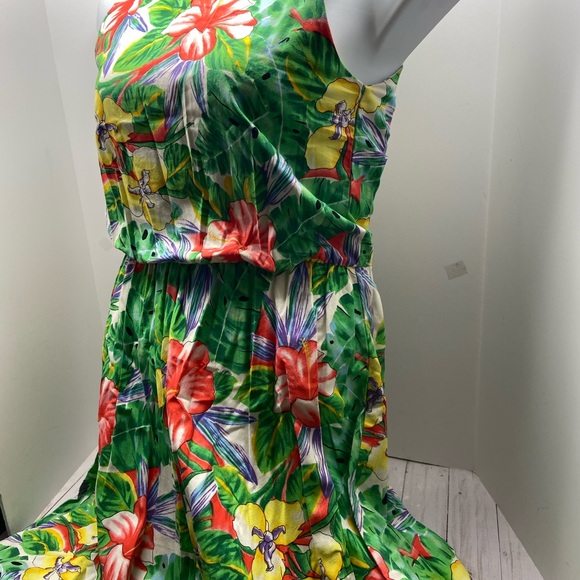 Rafferty Floral dress 9- - Picture 3 of 5